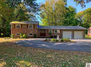 143 Kennedy Rd, Paducah, KY 42001