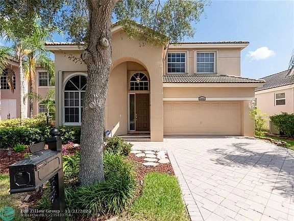 3rd image of 11633 NW 11th Pl