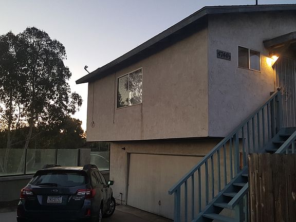 5th image of 4744 1/2 Terrace Dr