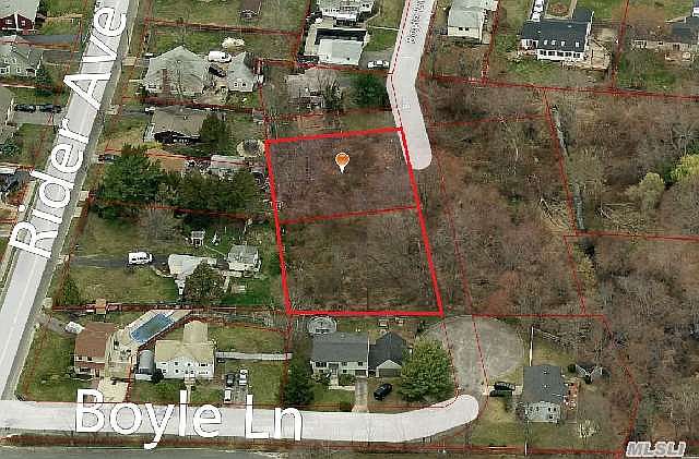 2nd image of Boyle Ln