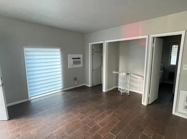 3477 5th St, Riverside, CA 92501