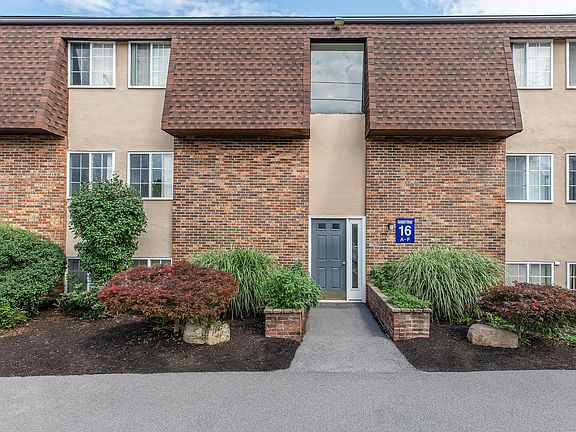3rd image of 37 Uptown Rd APT 01B