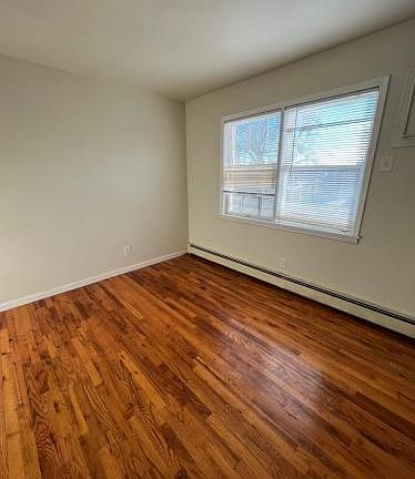 5th image of 275 Edwards Pl Floor 2