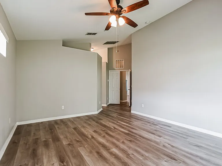 23 Patmore Ash Way — Photo 11