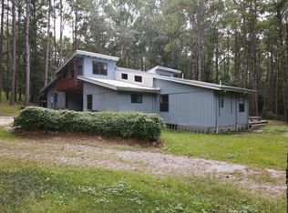 561 Tall Oaks Rd, Defuniak Springs, FL 32435