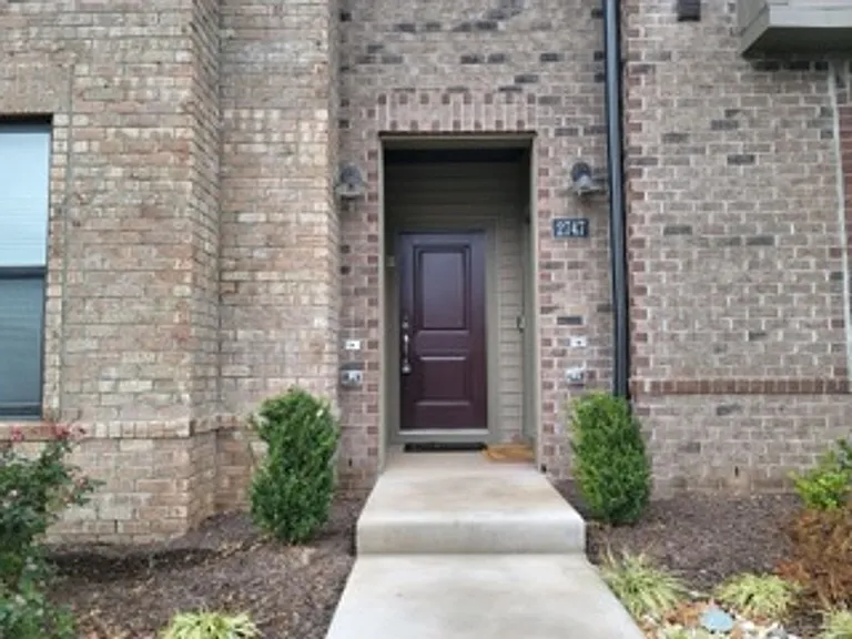 2747 Saint Elias Dr #B — Photo 9
