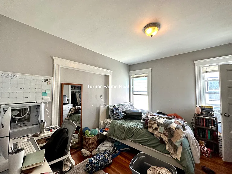9 Taft St #3B — Photo 14