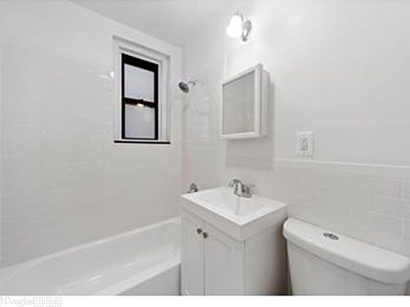 4th image of 112 W 138th St APT 4A