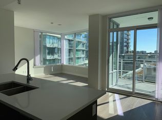 8688 Hazelbridge Way #816, Richmond, BC
