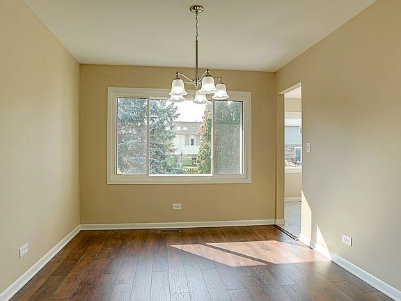 3rd image of 1460 Concord Ave