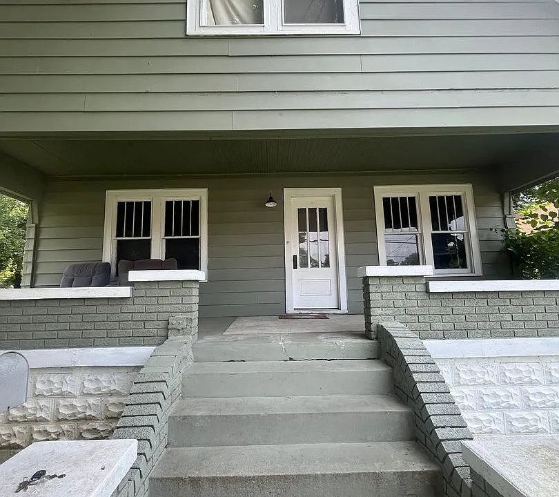522 W Harrison Ave