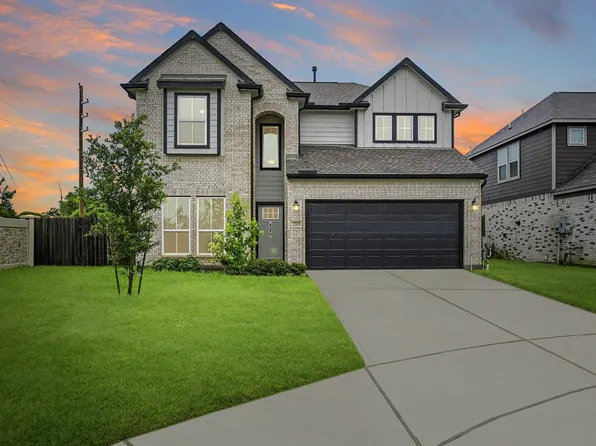 2203 Bright Sunrise Trl, Fresno, TX 77545
