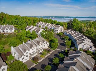 39 Forest Ridge Rd, Nyack, NY 10960