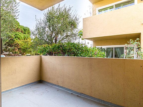 5th image of 1308 Berkeley St APT 1