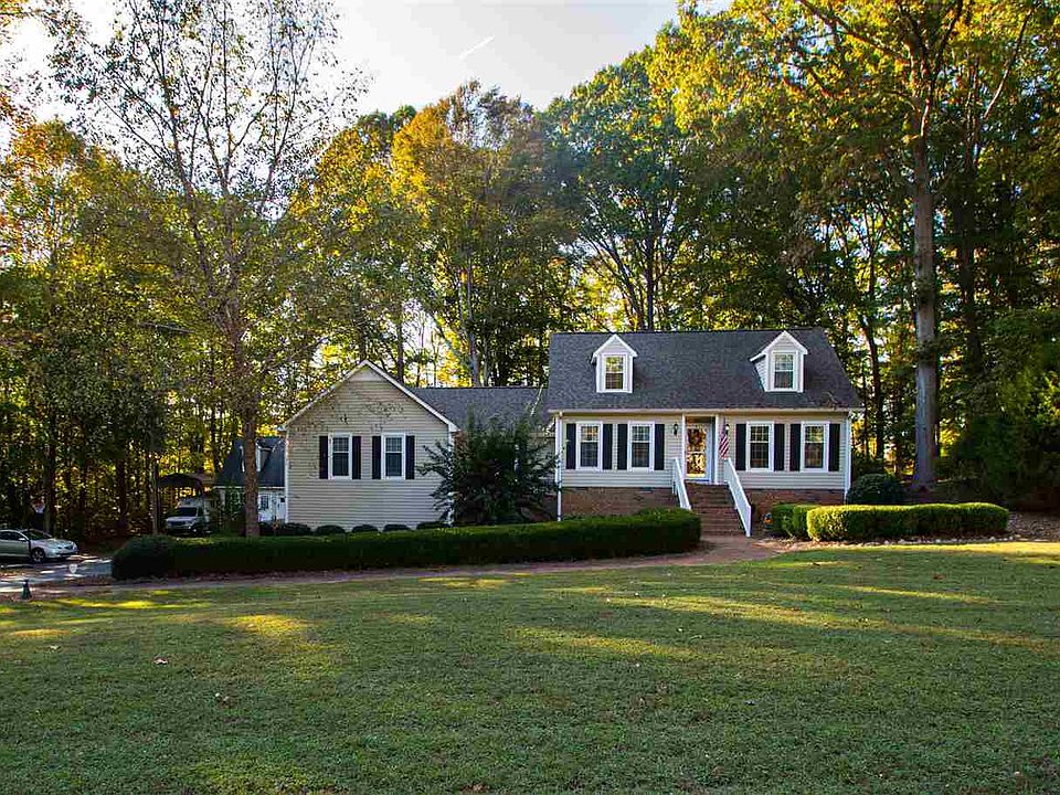 1st image of 68 Woodwind Dr