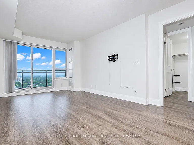 1060 Sheppard Ave W #1408 — Photo 19