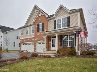 6N538 Roosevelt Ave, St Charles, IL 60174