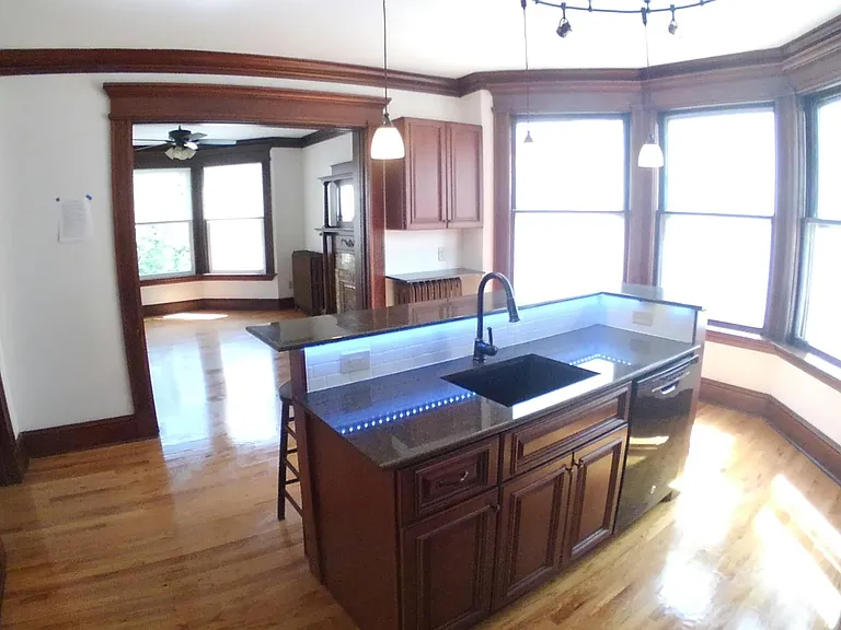 456 Hamilton St #B — Photo 11