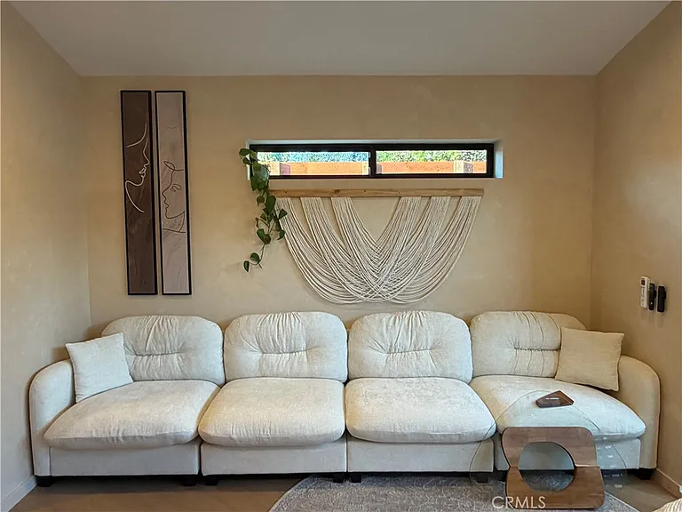 6632 Fulton Ave — Photo 6