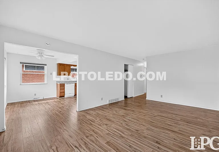 1818 Christian Ave — Photo 6