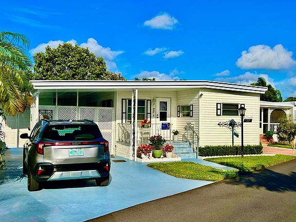 4th image of 1324 S 33th Road #1324