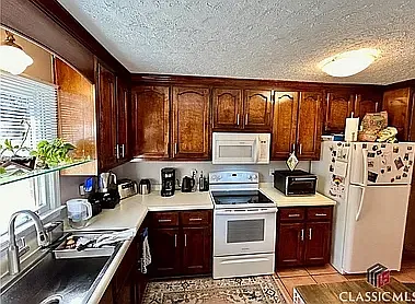 250 Cleveland Rd #147 — Photo 7