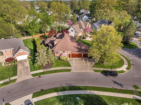 5th image of 3911 Colonial Ct