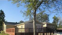 5 bed, 2334 sqft, $1,900 — Photo 3