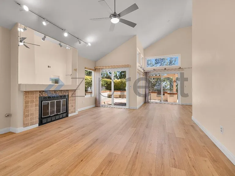 12132 Caddy Row — Photo 1