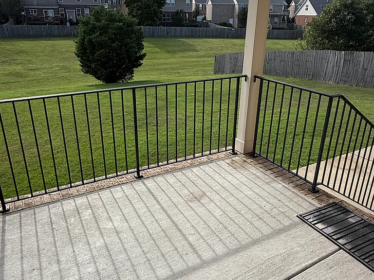 1629 Robindale Dr — Photo 21