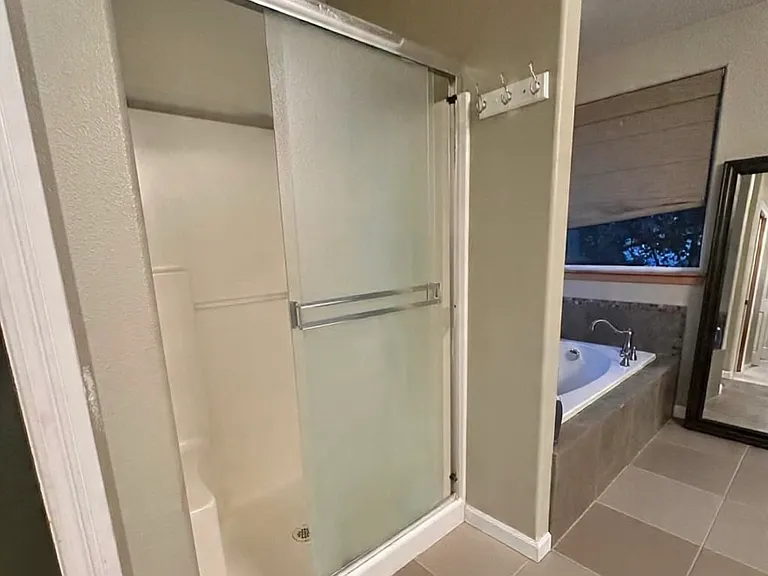 22196 SW Dewey Dr — Photo 28
