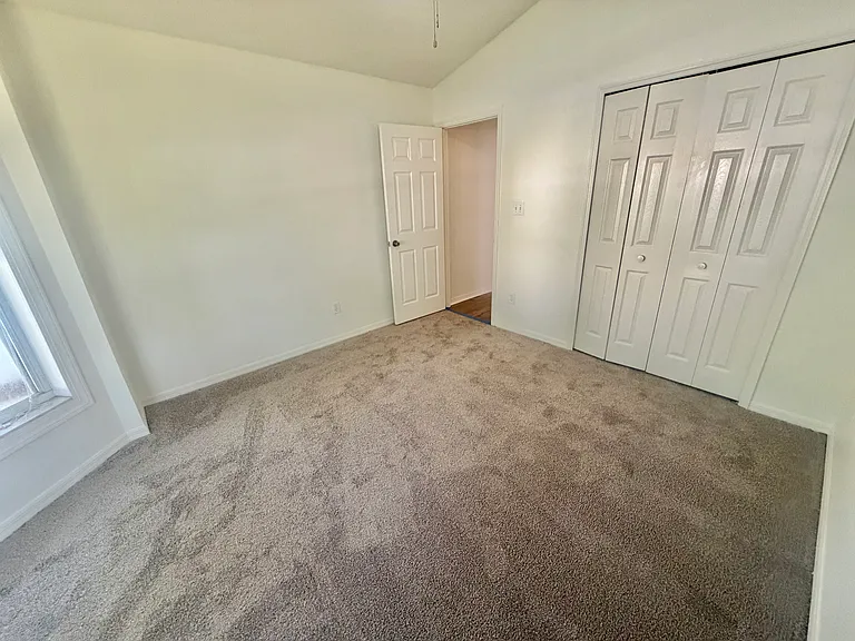 544 Tall Oaks Ter — Photo 7