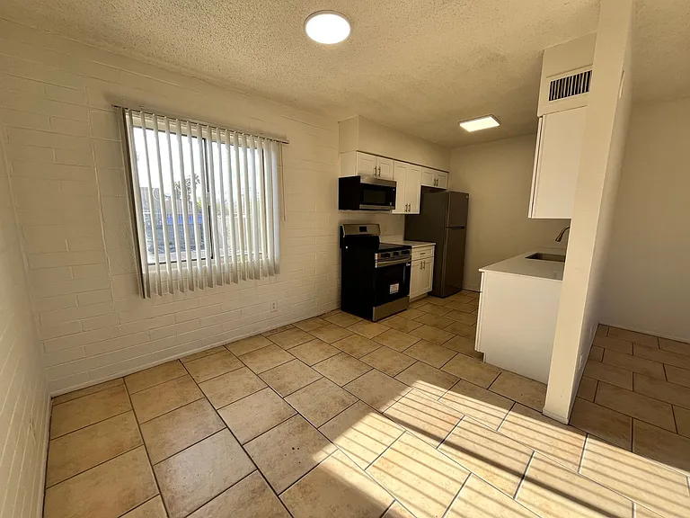 Catalina View Apartments — Photo 58