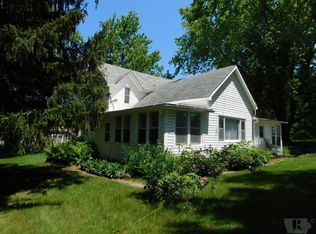 311 Oak Ave, Charter Oak, IA 51439