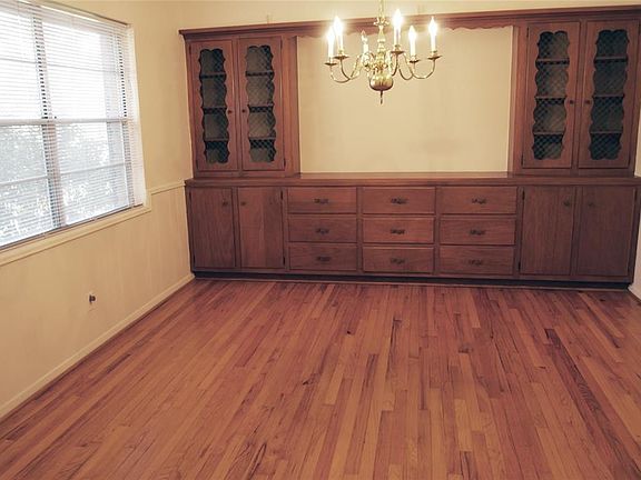 3rd image of 10715 Atwell Dr