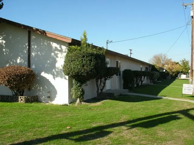 2 bed, 1000 sqft, $1,395 — Photo 3