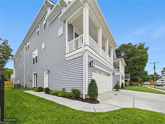 3rd image of 608 14th St #A
