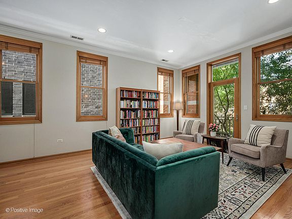 4th image of 1225 W Carmen Ave APT 2N
