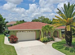 2569 Clipper Way, Naples, FL 34104