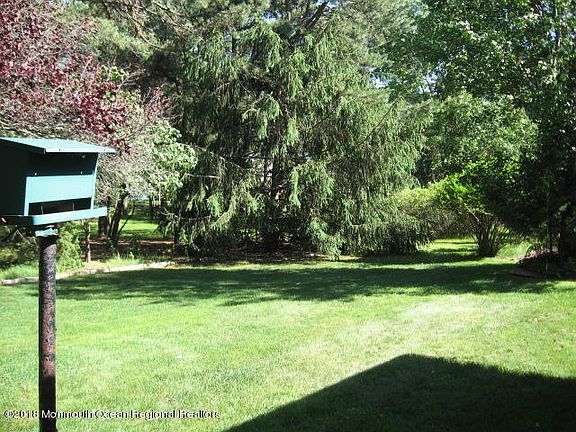 3rd image of 54 Millbrook Dr