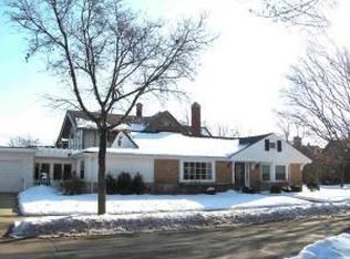 2505 E Marion St, Shorewood, WI 53211