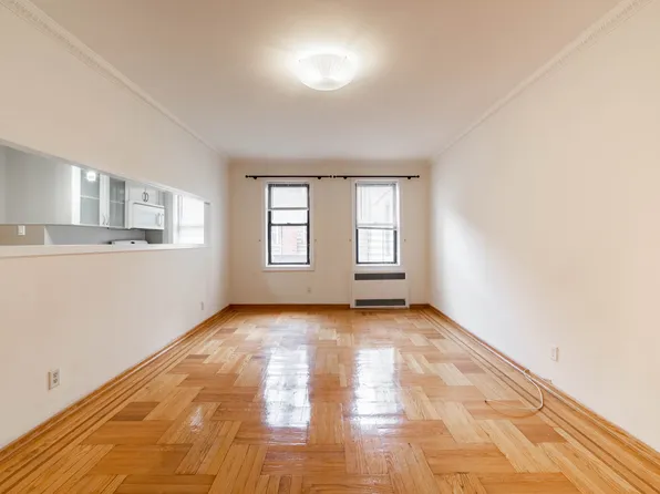 7714 Bay Parkway image 3 of 13