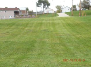 Mill St, Bloomington, WI 53804