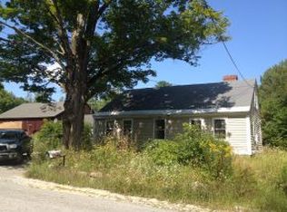 378 Reservoir Dr, Weare, NH 03281
