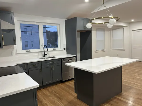 22 Berlin St, Quincy, MA 02170