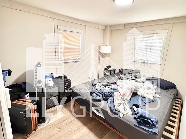 74 Thorndike St #1 — Photo 3
