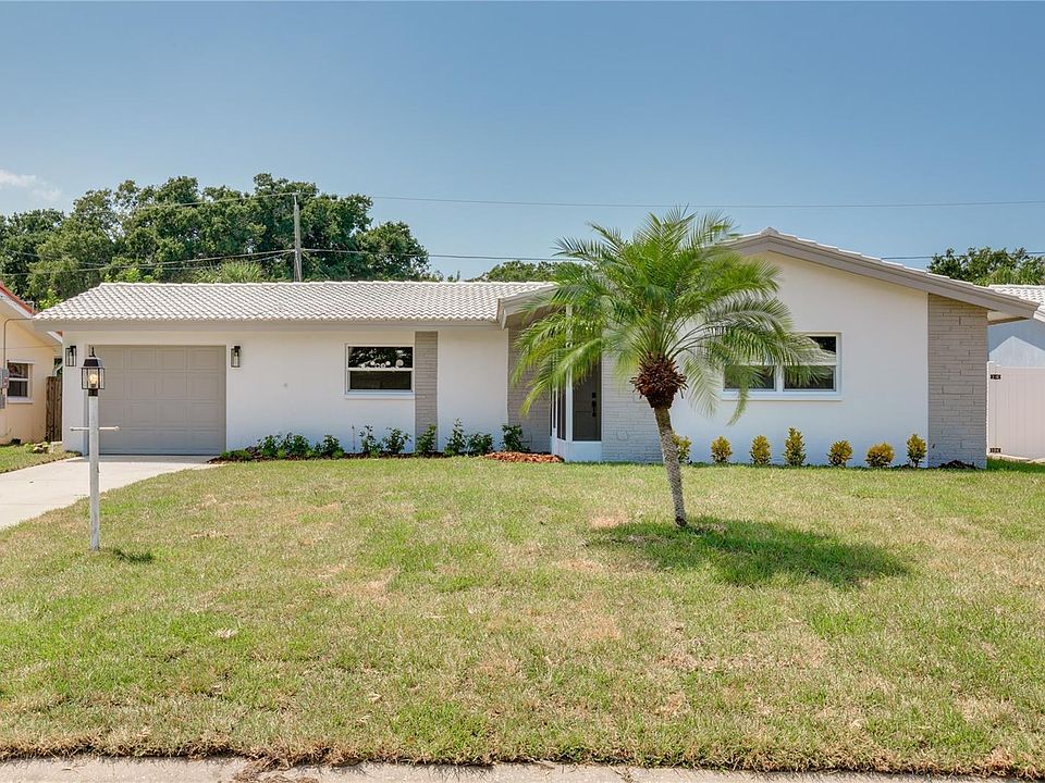 1st image of 22325 Black Oak Ln
