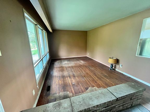 5th image of 1363 Duford Dr
