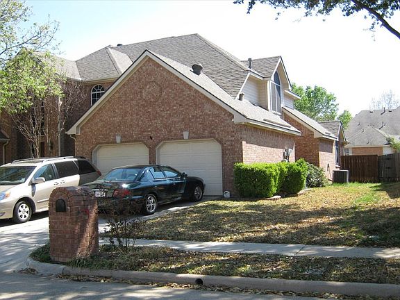 3rd image of 3609 Gaitland Cir