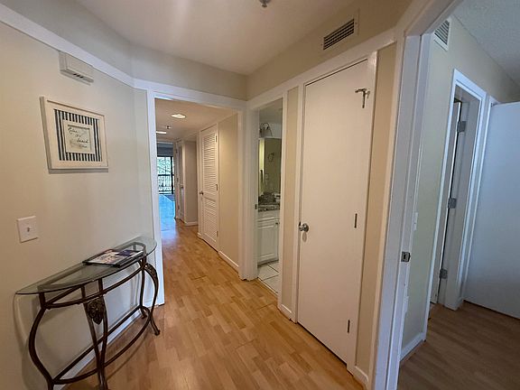 2nd image of 410 Melrose Pl. #203